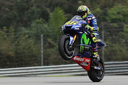 Sepang, Libere 3: Valentino si porta in vetta, Dovizioso è quarto
