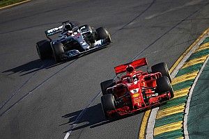 Hamilton no pudo atacar a Vettel por ir limitado con el motor