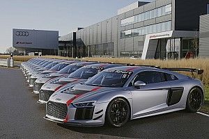Serah terima konsumen Audi R8 LMS GT4