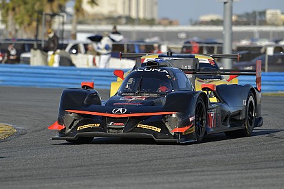 Daytona EL2 - Acura se porte en tête