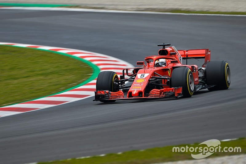 Vettel cree que Ferrari este año estará "aún más cerca" de Mercedes