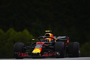 Verstappen: "Seguimos perdiendo demasiado en recta"