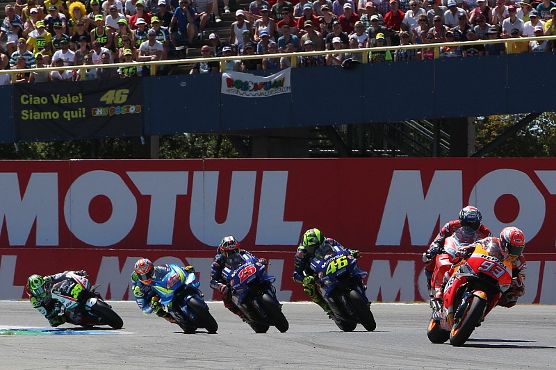 Rossi ve a Márquez como en su dominante temporada 2014 de MotoGP