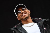 Hamilton: "Abbiamo delle novità che possono spaventare i nostri avversari"