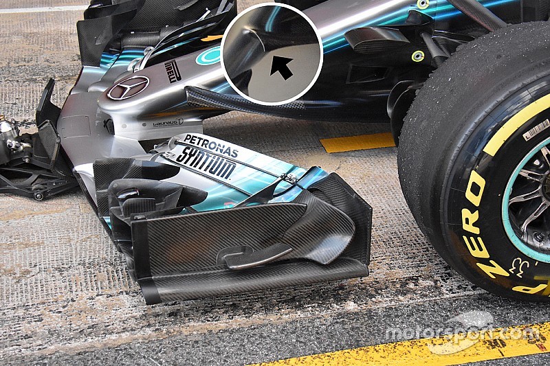Mercedes: le "corna" della W09 ora sono diventate arcuate
