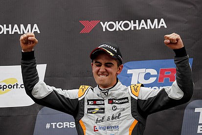 Azcona disputará el WTCR con un Cupra del equipo PWR