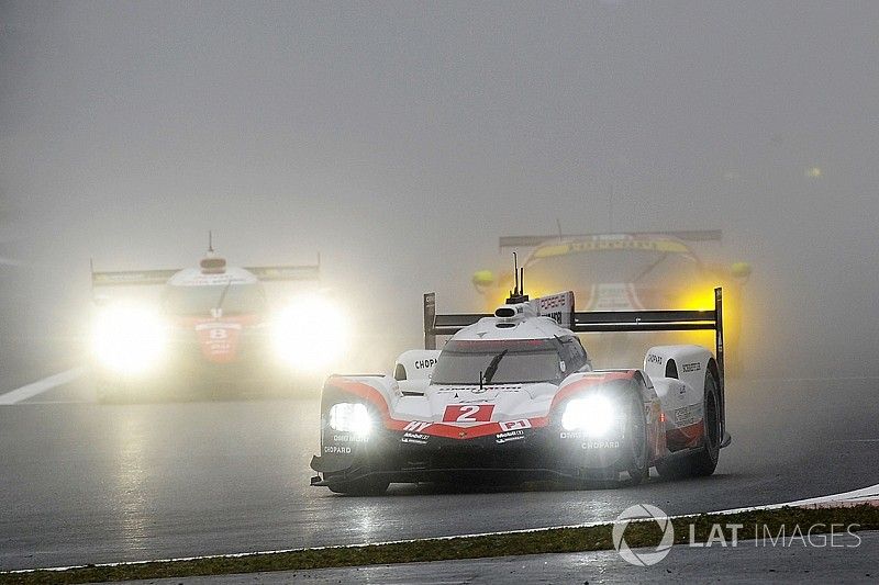 #2 Porsche Team Porsche 919 Hybrid: Timo Bernhard, Earl Bamber, Brendon Hartley