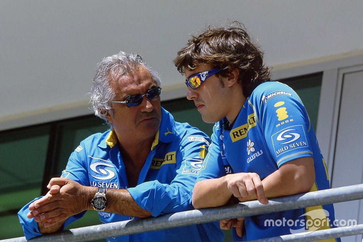 Alonso reagált a hírre, miszerint már idén leválthatja Ricciardót a Renault-nál