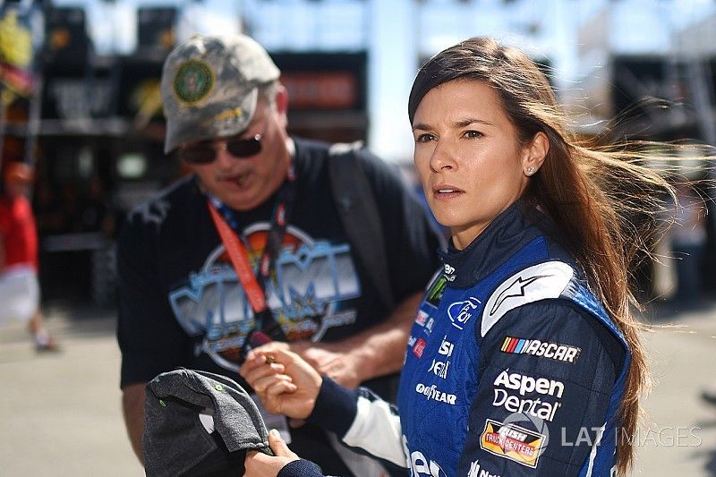 Danica Patrick, Stewart-Haas Racing Ford