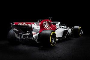 GALERI: Peluncuran Alfa Romeo-Sauber C37
