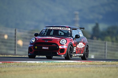 Fotogallery: Motorsport.com in gara nel MINI Challenge al Mugello con Matteo Nugnes
