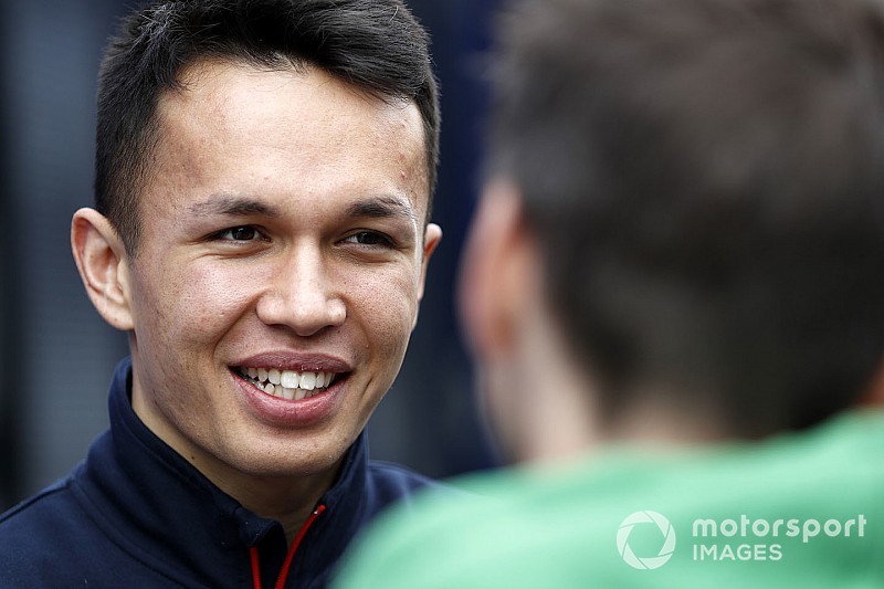 Waarom Albon de perfecte teamgenoot voor Verstappen is