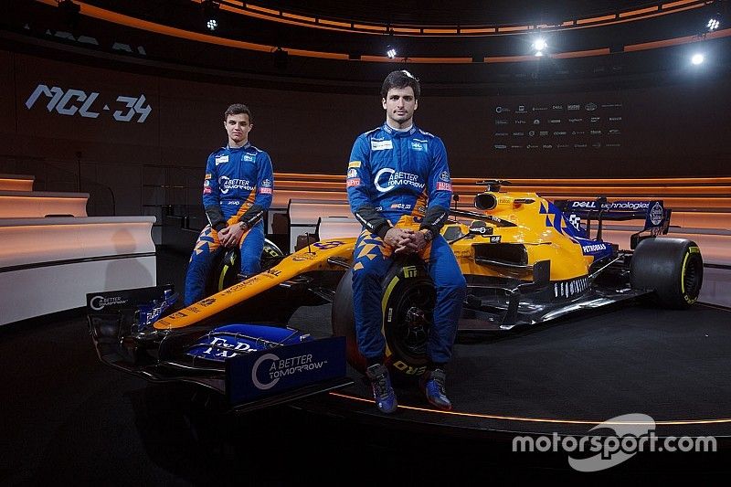 Lando Norris, McLaren, Carlos Sainz Jr., McLaren