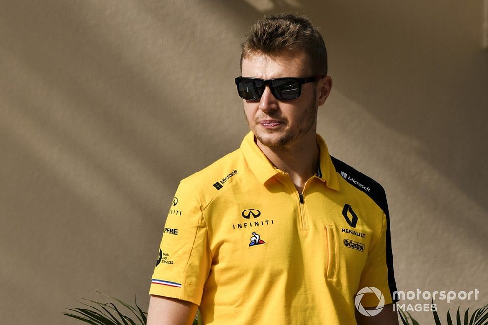 Сироткин вновь стал резервистом Renault