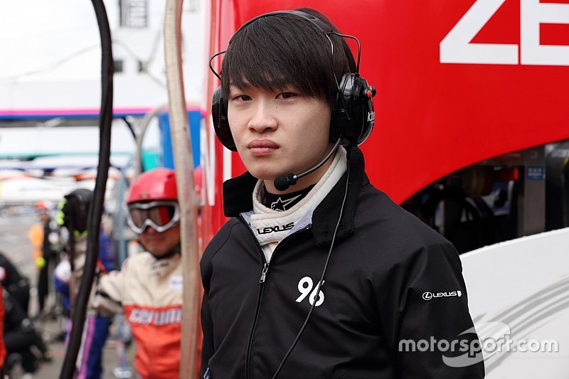 スーパーGTデビューを飾る阪口晴南「クルマには慣れたけど、混走が難しい……」