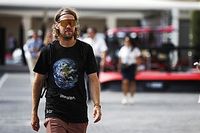 Pourquoi Vettel portait un t-shirt "Invitation" à Abu Dhabi