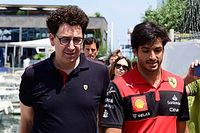 Binotto en danger : "Rome ne s'est pas faite en un jour" rappelle Sainz