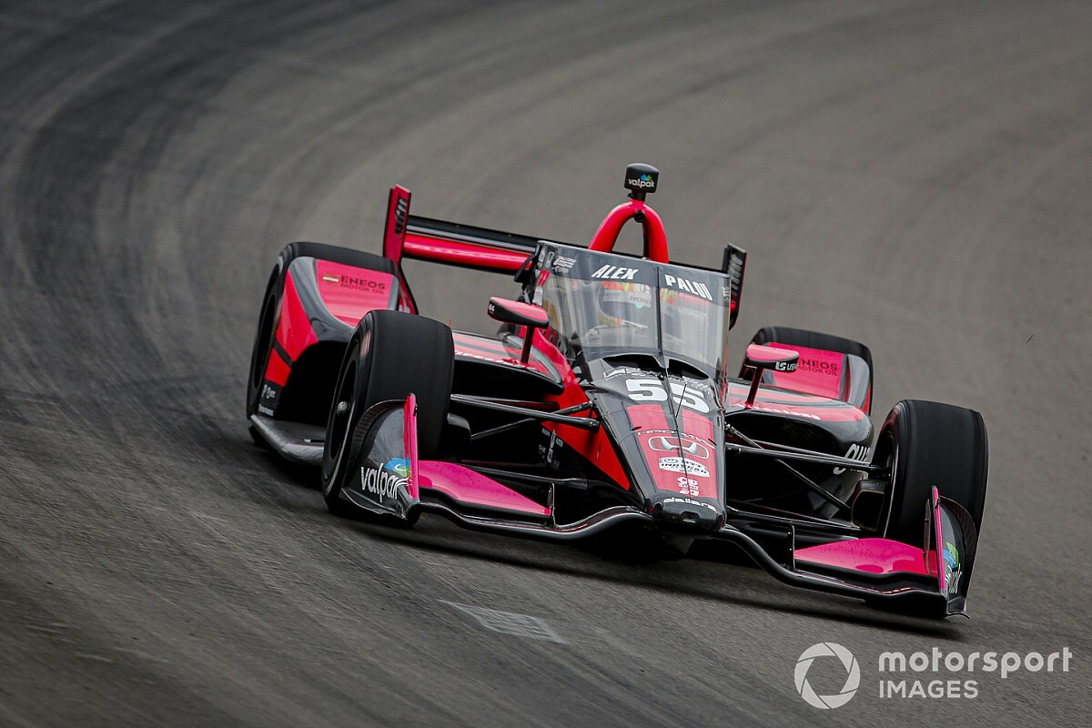 Alex Palou remontó al 12° en la primera carrera en Mid-Ohio