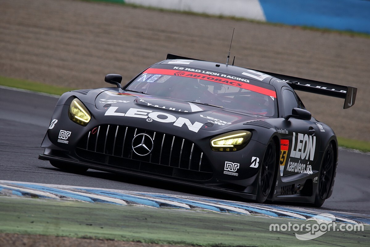 SGT第4戦もてぎ GT300決勝|タイヤ無交換作戦を遂行した65号車LEONが優勝