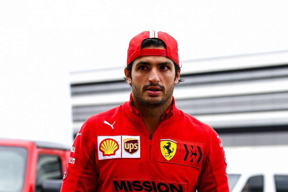 Sainz: “McLaren’ın kazandığını görmek harika”