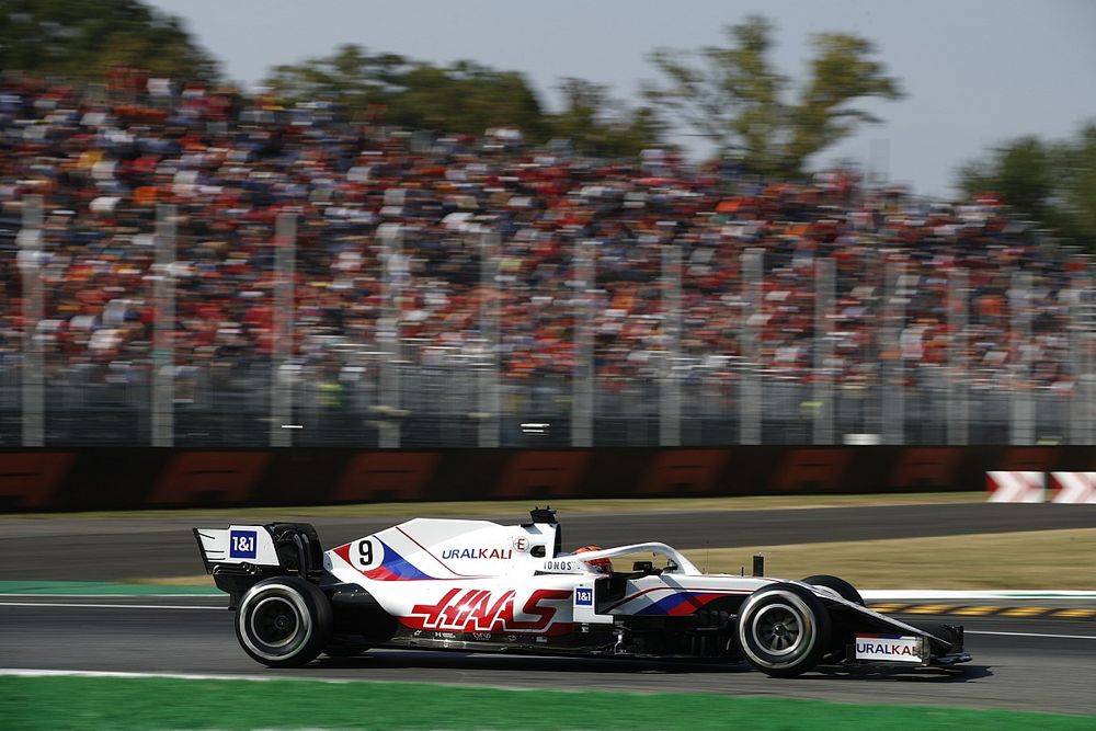 A Haas tulajdonosa „elégedett a 2022-es projekt alakulásával”