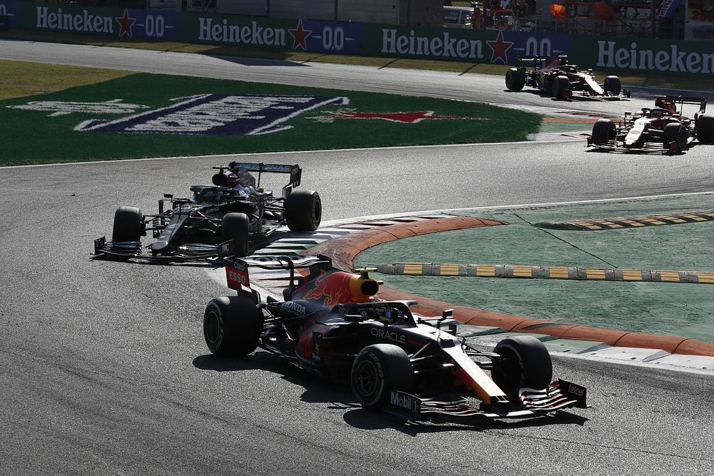 Masi: Red Bull is gewaarschuwd over penalty Perez