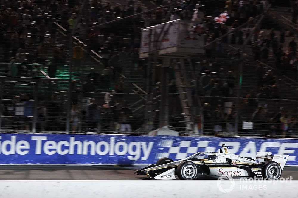 Josef Newgarden, Team Penske Chevrolet, Checkered Flag, Winner