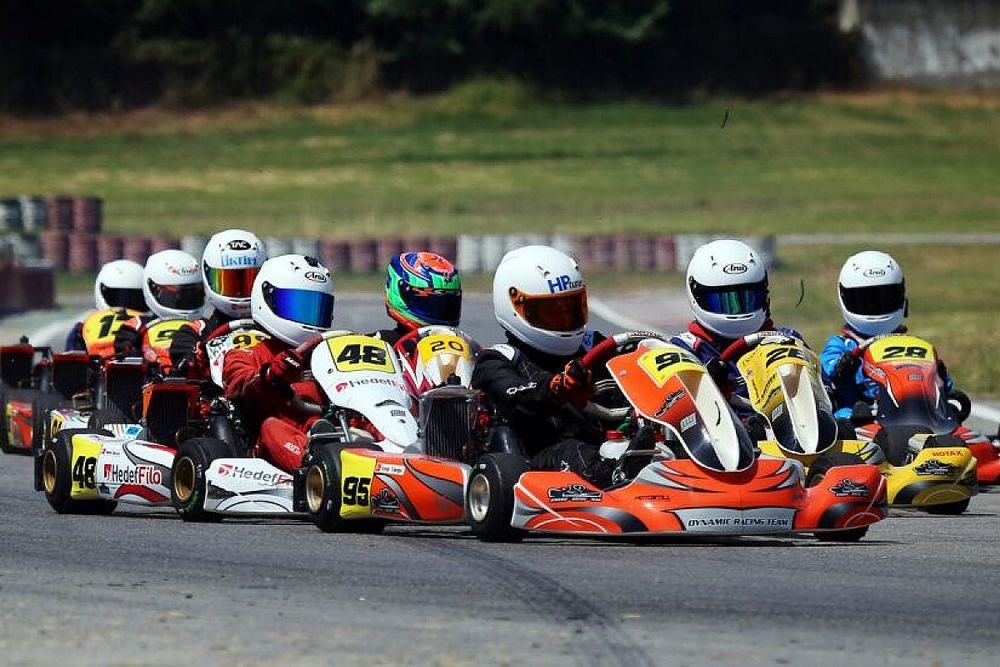 Karting mücadelesi Körfez'de yaşandı