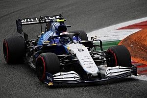 VÍDEO: Coelho atravessa pista em Monza à frente de Latifi e quase morre atropelado