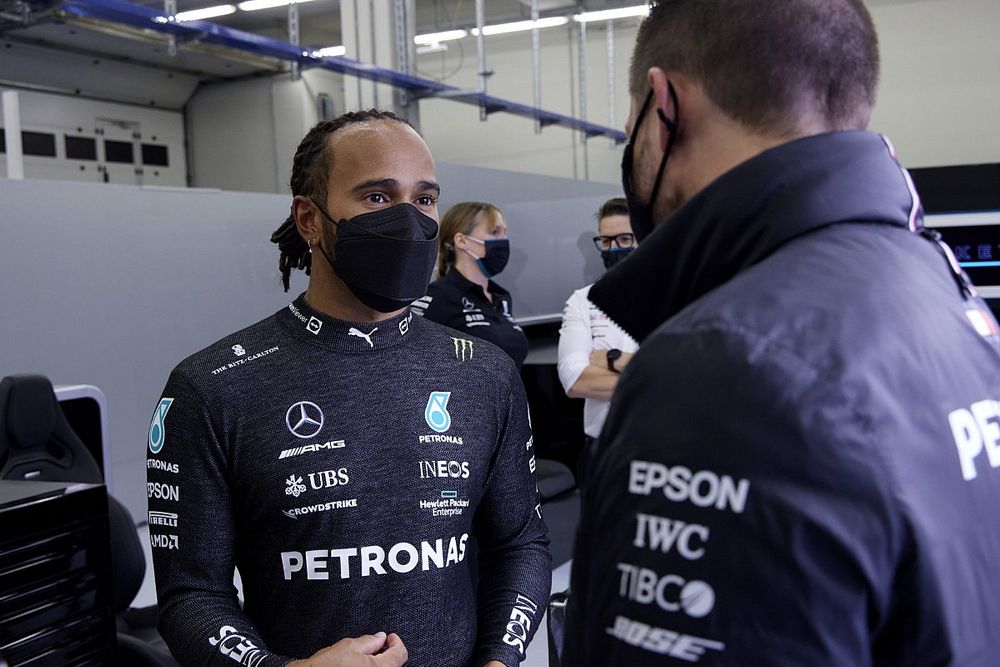 „Nem a világ vége Hamilton 5. helye!”