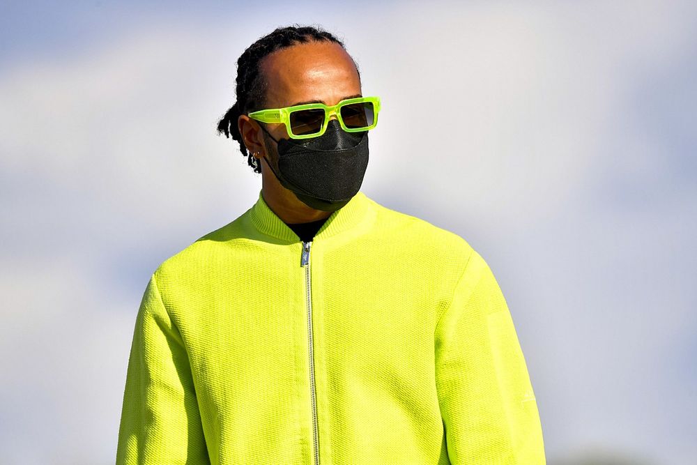 Hamilton: „Kész vagyok feladni a karrieremet, ha ez segít“
