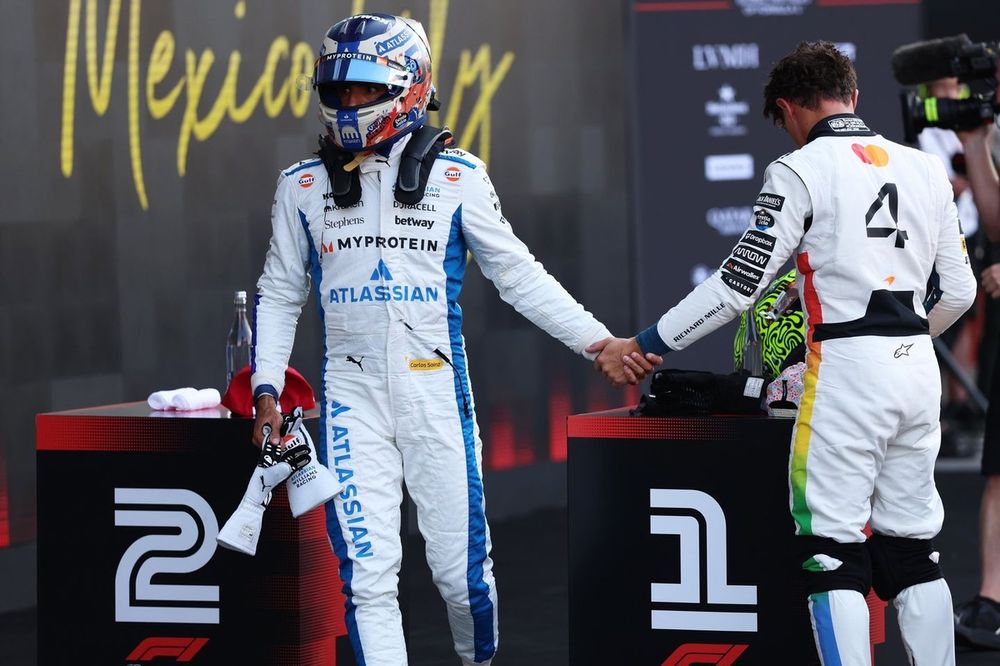 Lando Norris, McLaren, Carlos Sainz, Williams