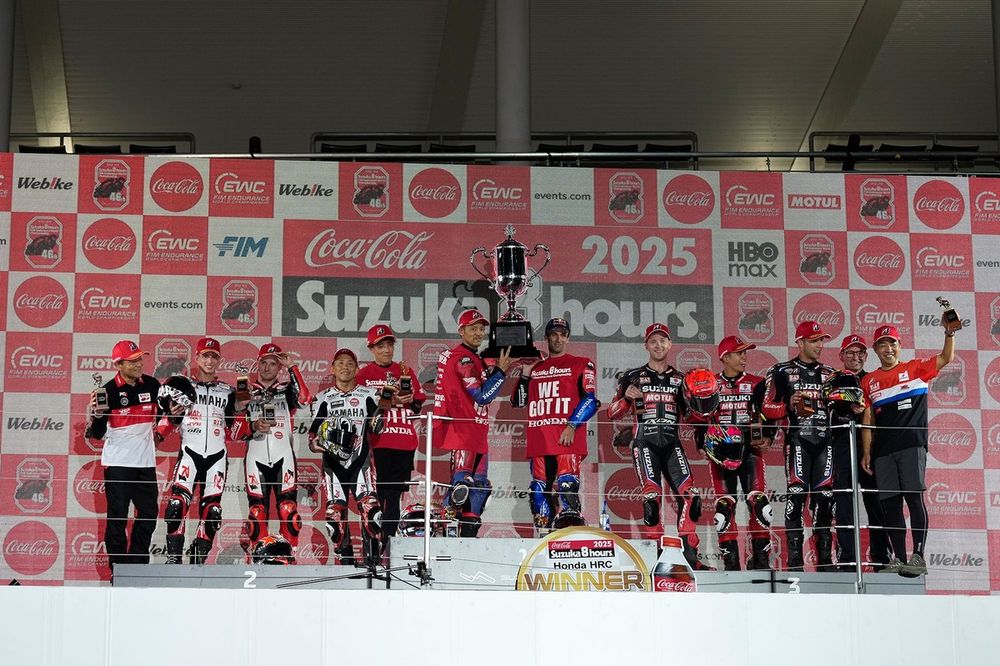 JRA G2 ゼッケン サープラスシンガー　重賞 Shin Guard レガース | Vencedora