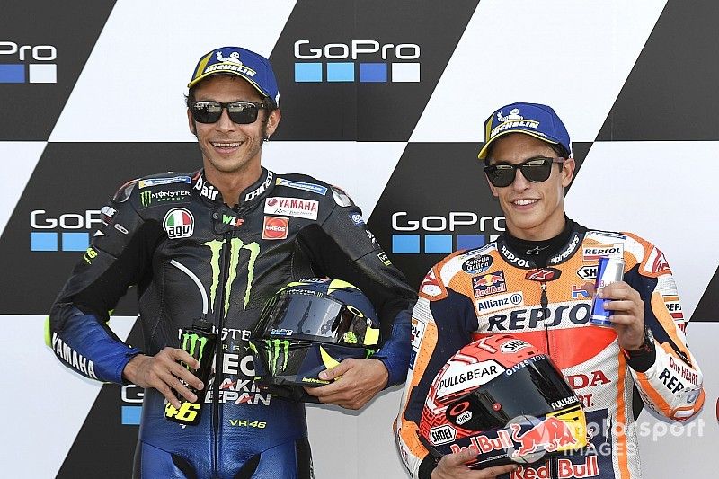 Ganador de la pole Marc Márquez, Repsol Honda Team, segundo Valentino Rossi, Yamaha Factory Racing, y tercero Jack Miller, Pramac Racing