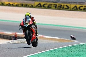 Ducati a Magny-Cours per tenere vivo il mondiale SBK