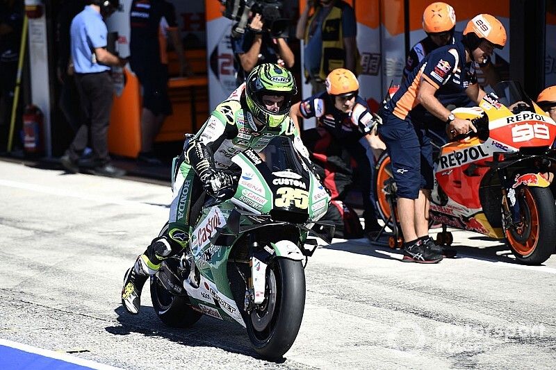 Crutchlow: "Puig hace comentarios para que reaccionemos frente a Márquez"