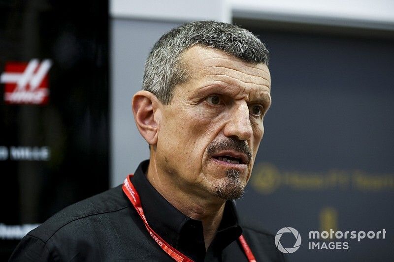 Günther Steiner, Team Principal, Haas F1 Team parle à la presse