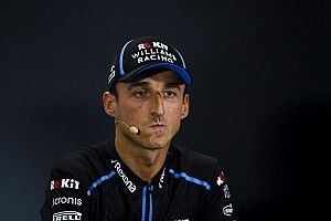 Hamilton hails Kubica's "remarkable" F1 comeback