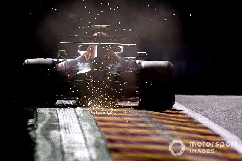 FIA apunta al control electrónico para los límites de pista