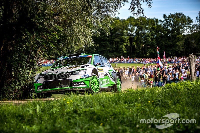 Kopecky i Dresler pewnymi liderami
