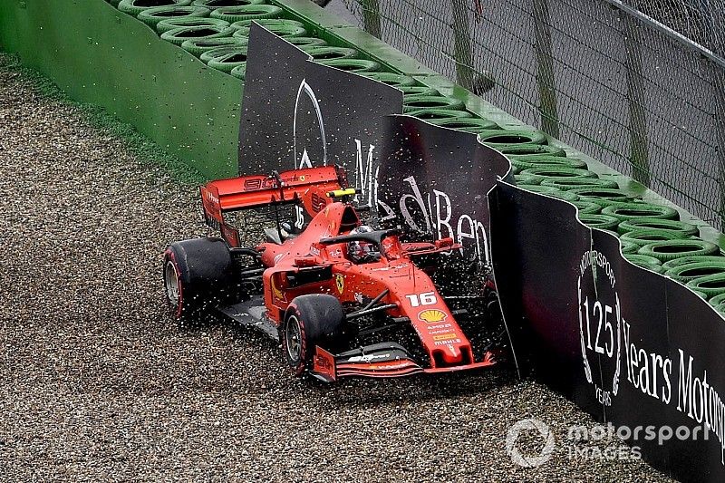 Charles Leclerc, Ferrari SF90, crashes out of the race