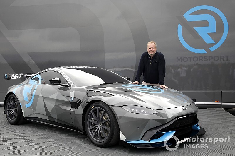 «Хотя бы подиумы». Глава Aston Martin назвал цели в Формуле 1