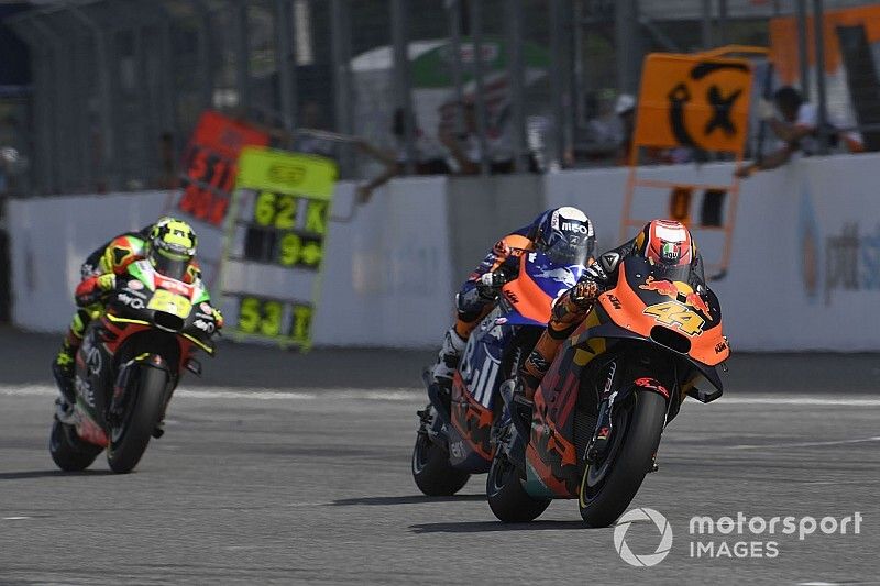 Espargaró sauve 3 points dans la douleur