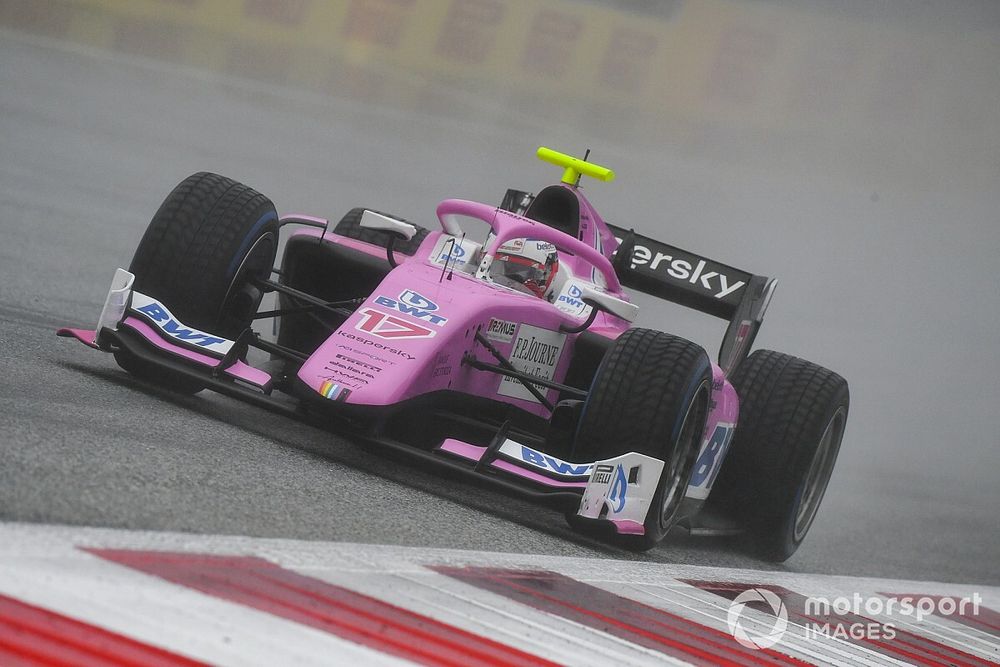 F2, Ungheria, Libere: la pioggia premia Giuliano Alesi