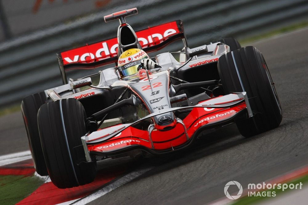 Lewis Hamilton, McLaren MP4-23 Mercedes