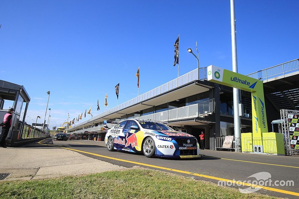 Sydney Supercars: Van Gisbergen tops first practice