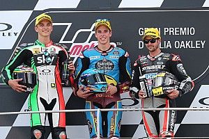 Márquez double la mise et se rapproche de Baldassarri au championnat