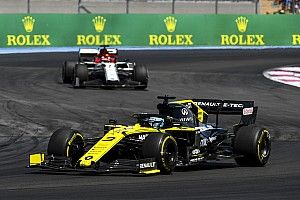 Ricciardo penalizzato di dieci secondi: da settimo scivola all'undicesimo posto
