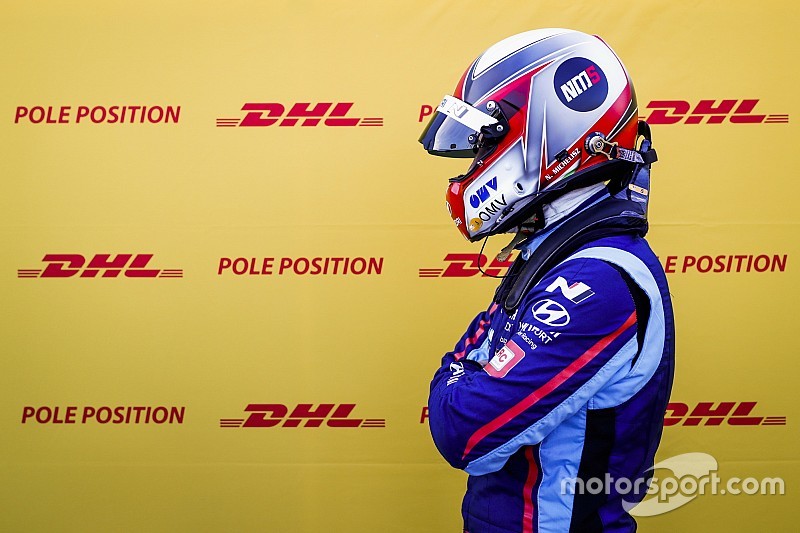 Michelisz egy harmadik hellyel nyitott Szlovákiában