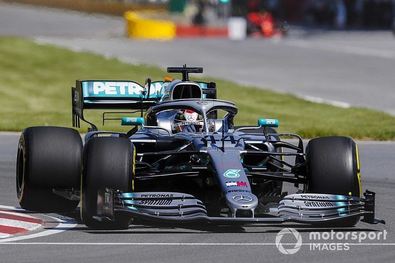 Mercedes revela la causa de la fuga hidráulica de Hamilton